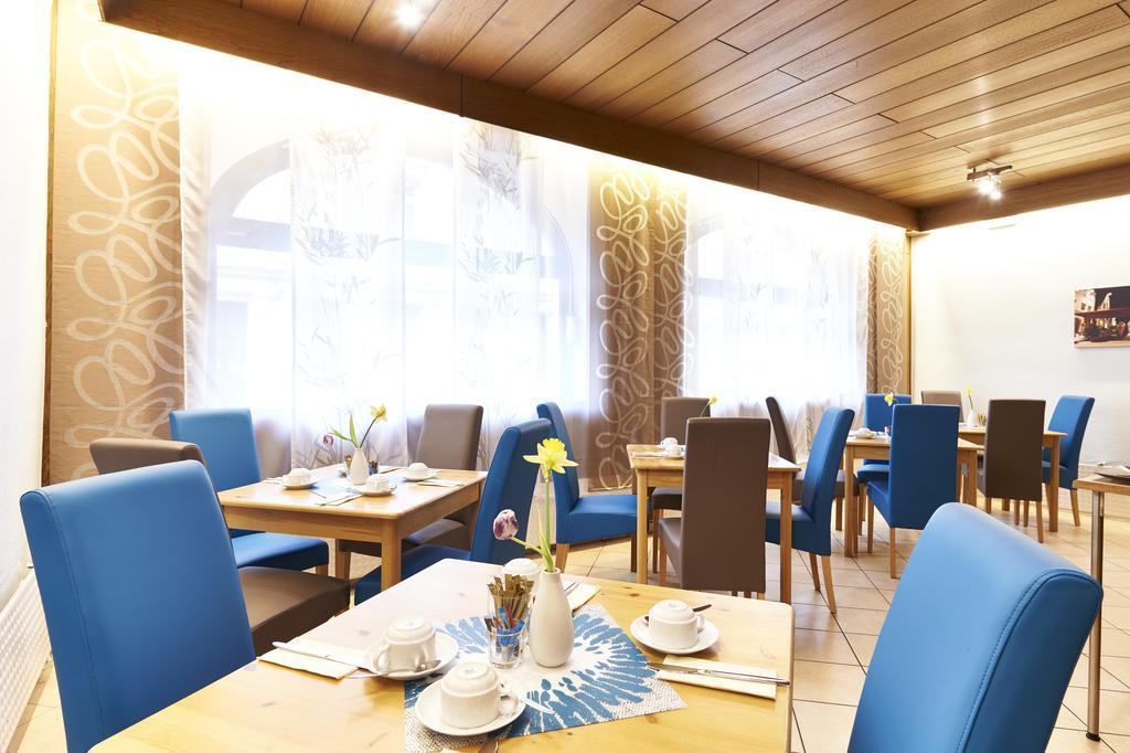 Altstadthotel Фюрт Экстерьер фото