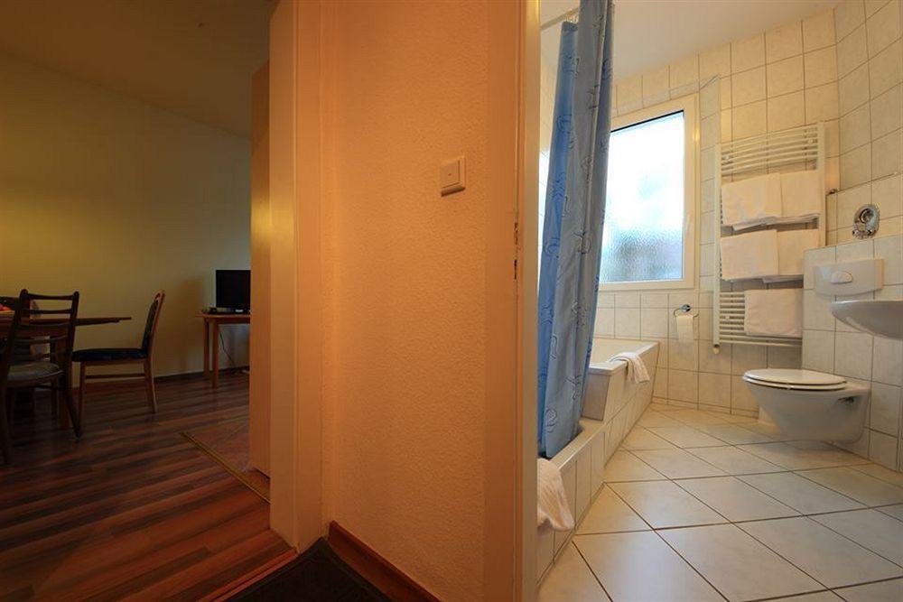 Altstadthotel Фюрт Экстерьер фото