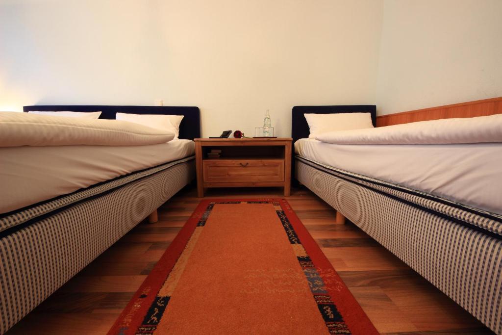 Altstadthotel Фюрт Экстерьер фото