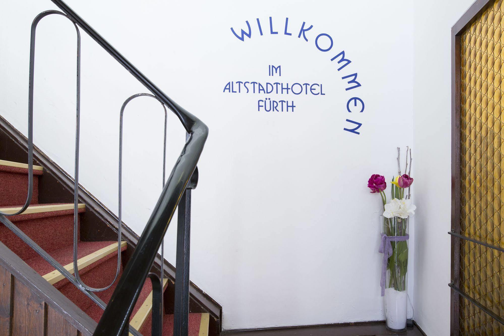 Altstadthotel Фюрт Экстерьер фото