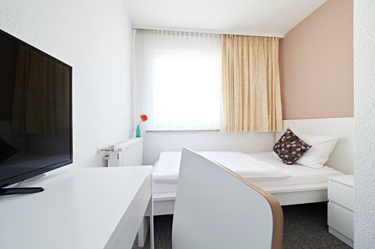 Altstadthotel Фюрт Экстерьер фото