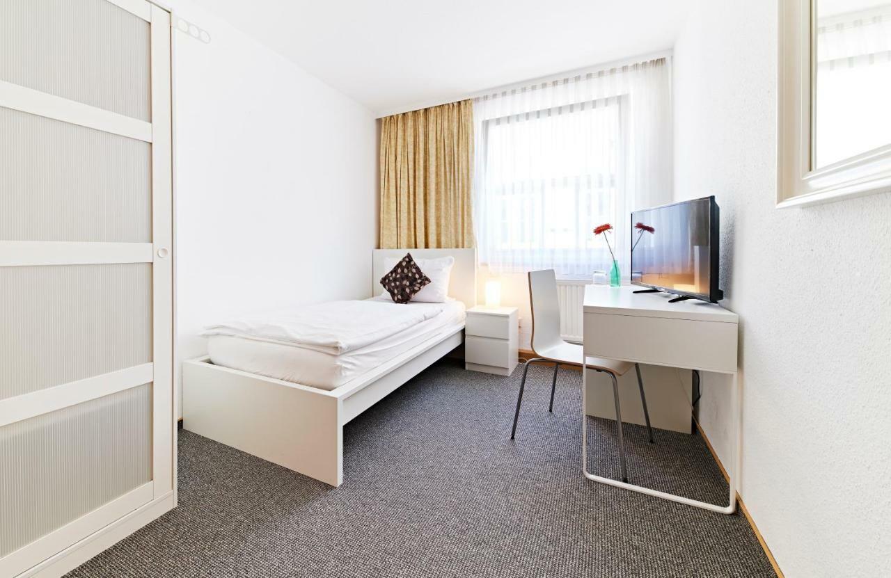 Altstadthotel Фюрт Экстерьер фото